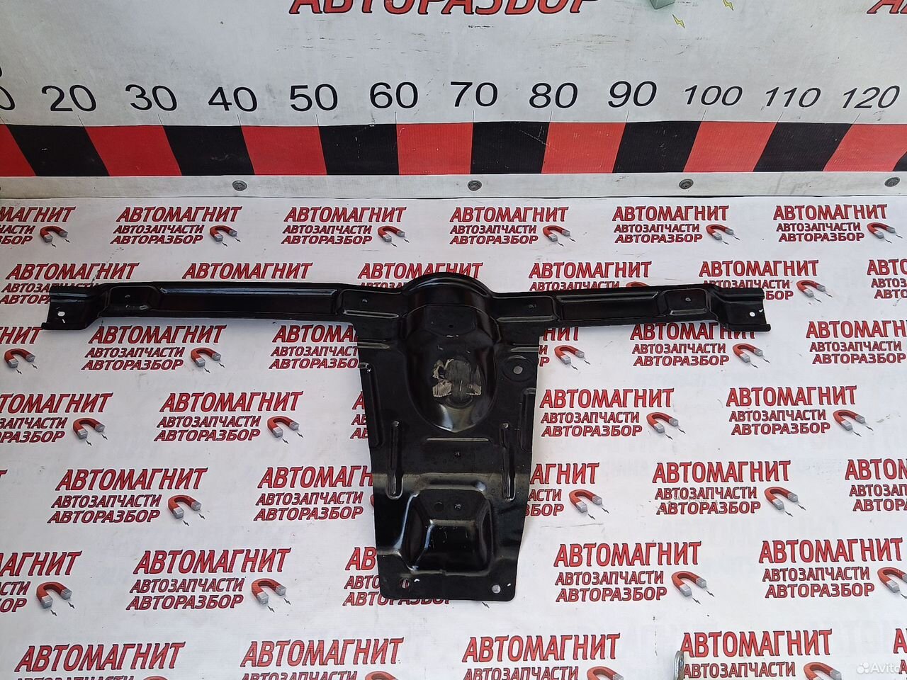 Защита днища правая Lixiang L7