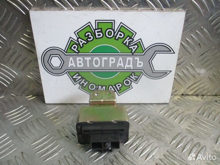 Реле запуска двигателя Hyundai Sonata 3 2.0 1996г