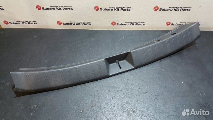 Накладка замка багажника Subaru Impreza Wrx Sti