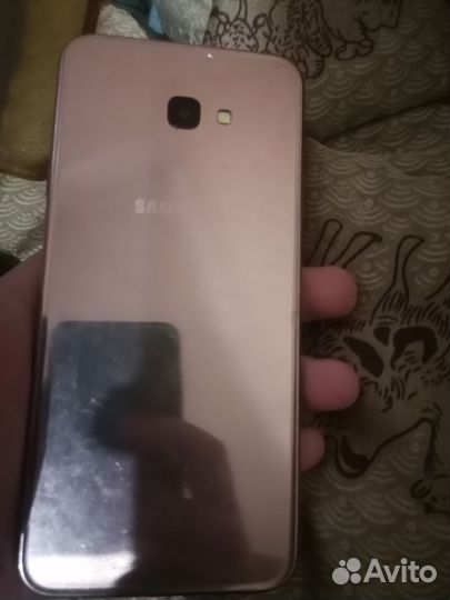 Работающий Samsung j4 plus