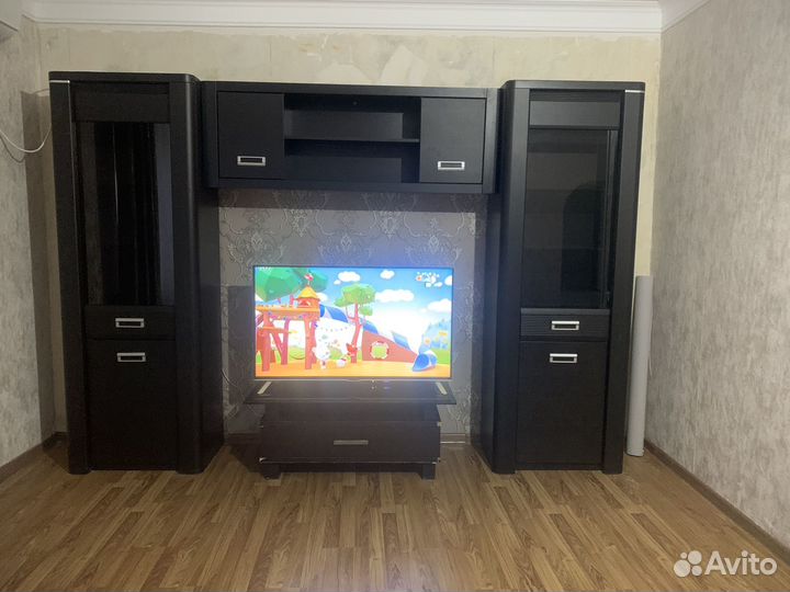 Стенка горка в гостиную