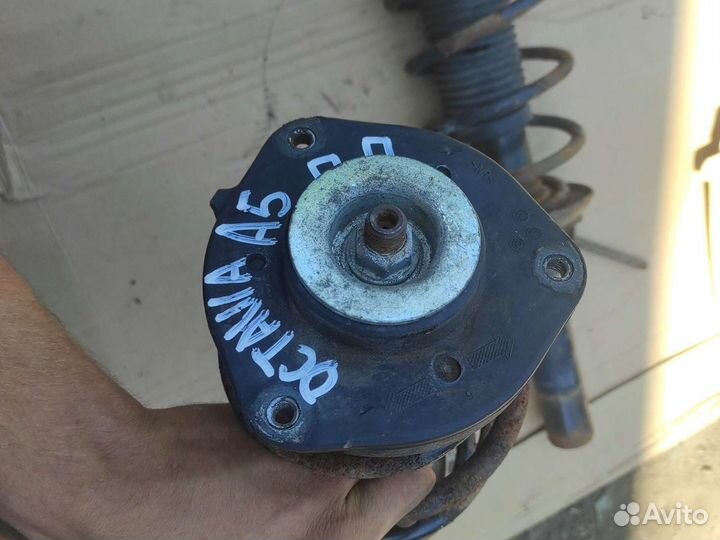 Передние стойки Skoda Octavia A5 1.9 TD