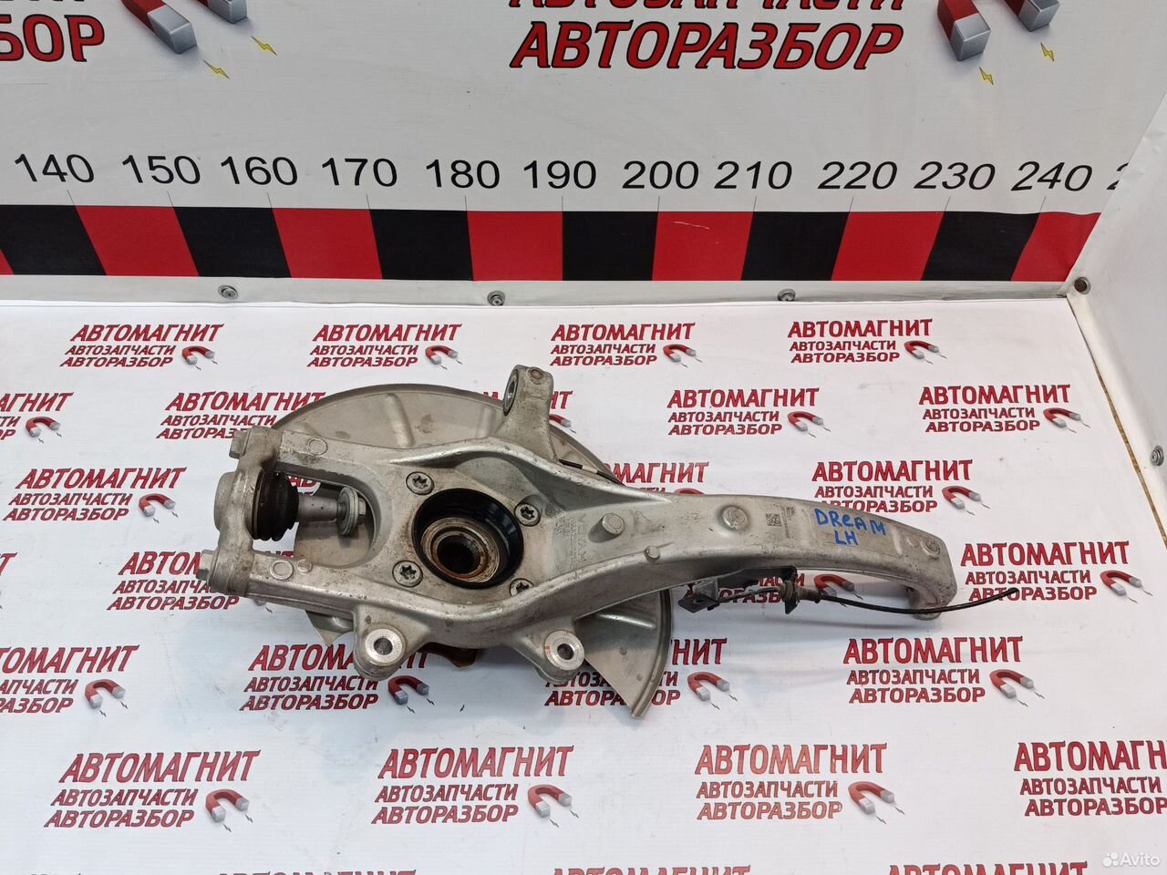 Кулак поворотный левый в сборе Voyah Dream