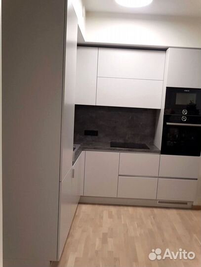 Кухонный гарнитур угловой