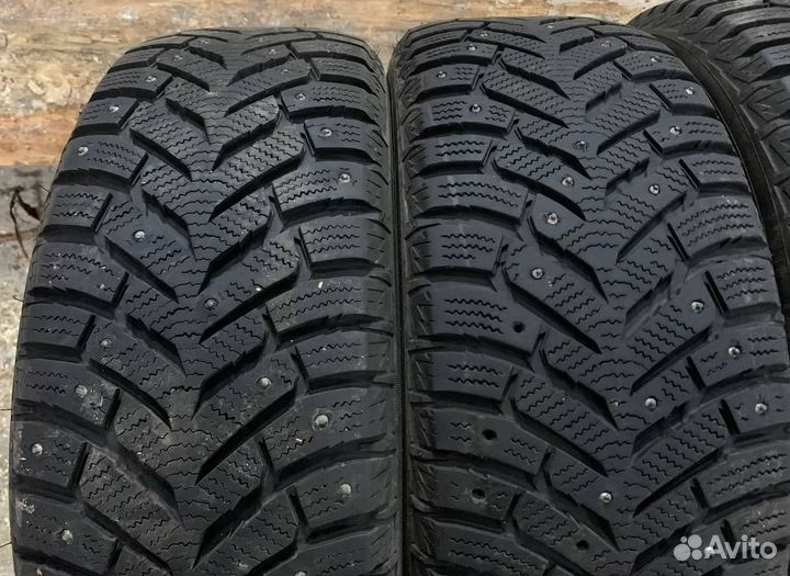 Toyo Observe Ice-Freezer 205/60 R16