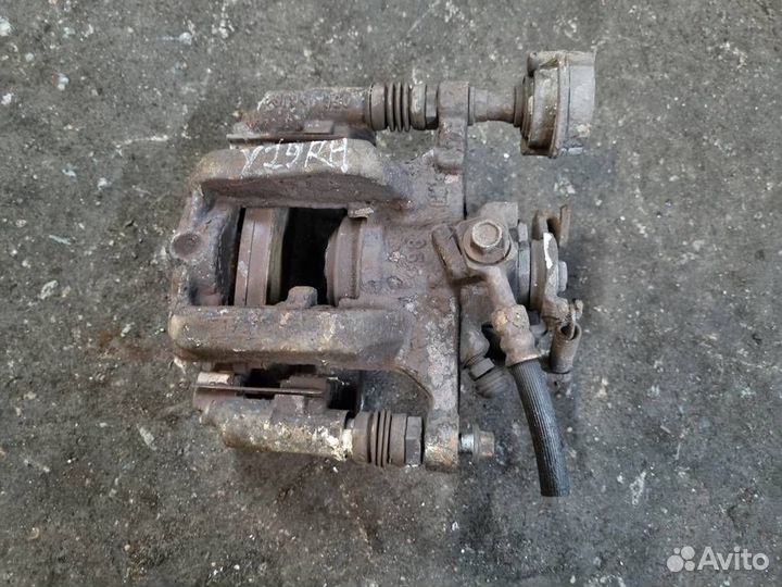 Суппорт задний правый Chevrolet Orlando 2011