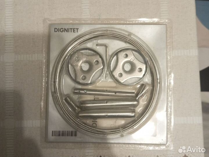 Карниз струнный