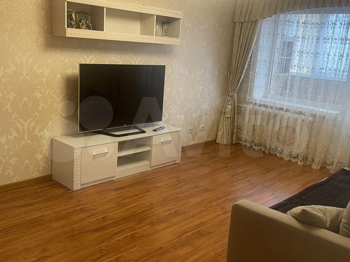 3-к. квартира, 71 м², 6/10 эт.