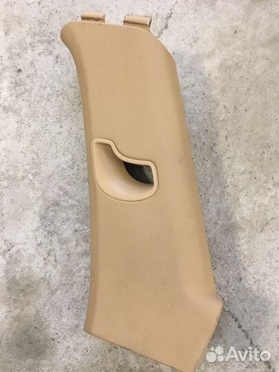 Обшивка задней стойки Porsche Cayenne 958(2401)