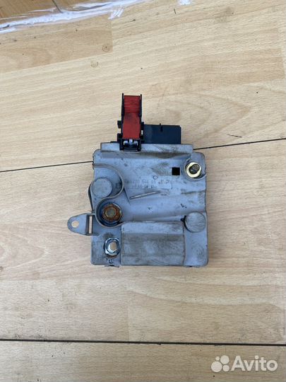 Клемник соединитель проводов Mercedes W220