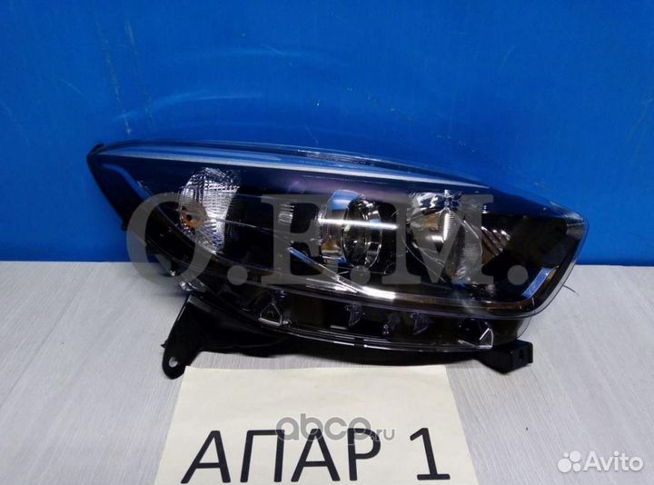 Фара правая Renault Kaptur (2016-нв)