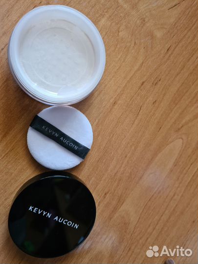 Пудра Kevin Aucoin