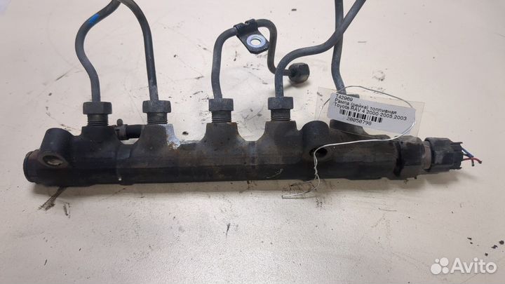Рампа топливная Toyota RAV 4, 2003