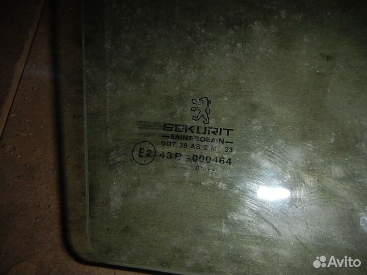 Стекло двери передней правой, Peugeot (Пежо) -206