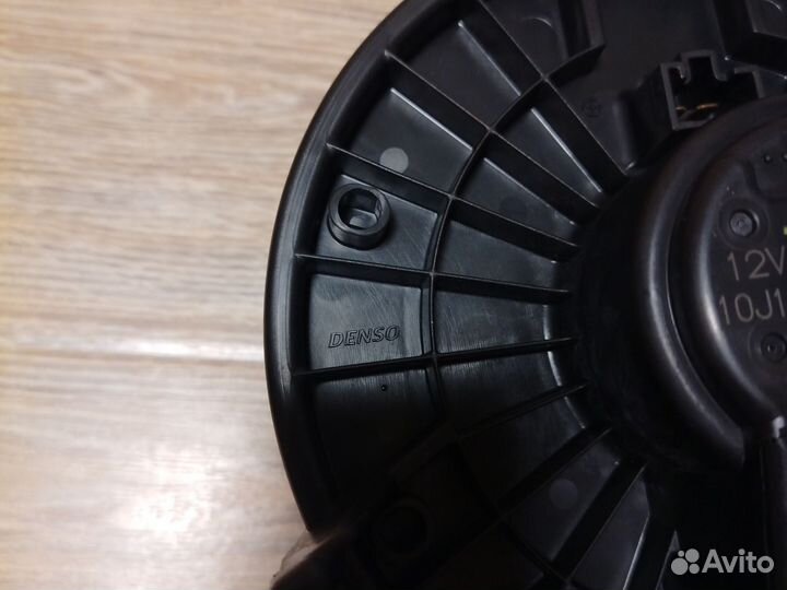 Моторчик печки honda civic4д