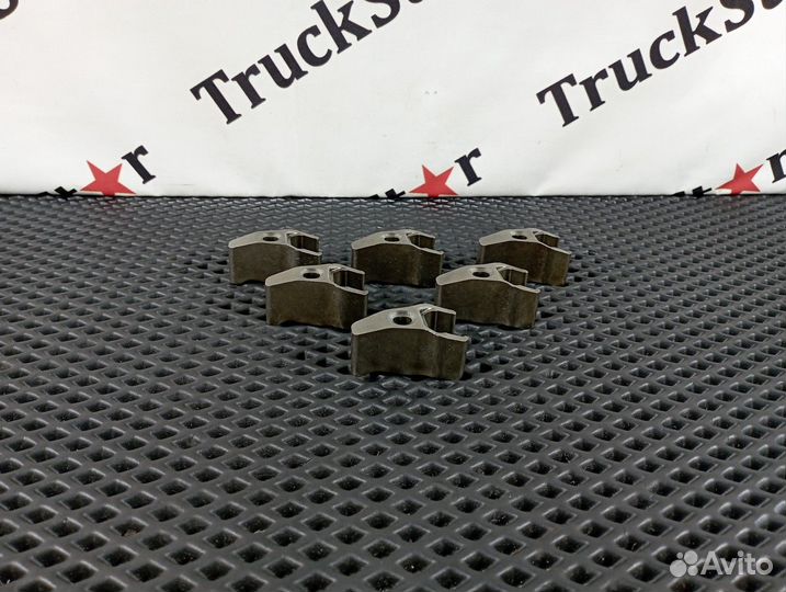 Комплект кронштейнов форсунок двигателя