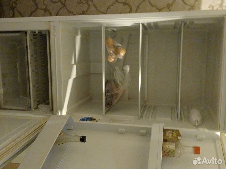 Холодильник бу indesit