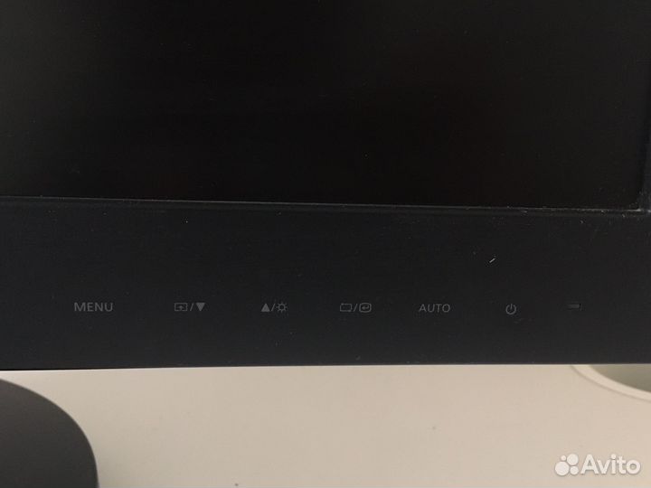 Монитор Samsung 2243