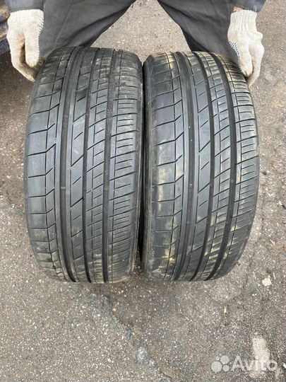 Toyo 310 235/50 R18