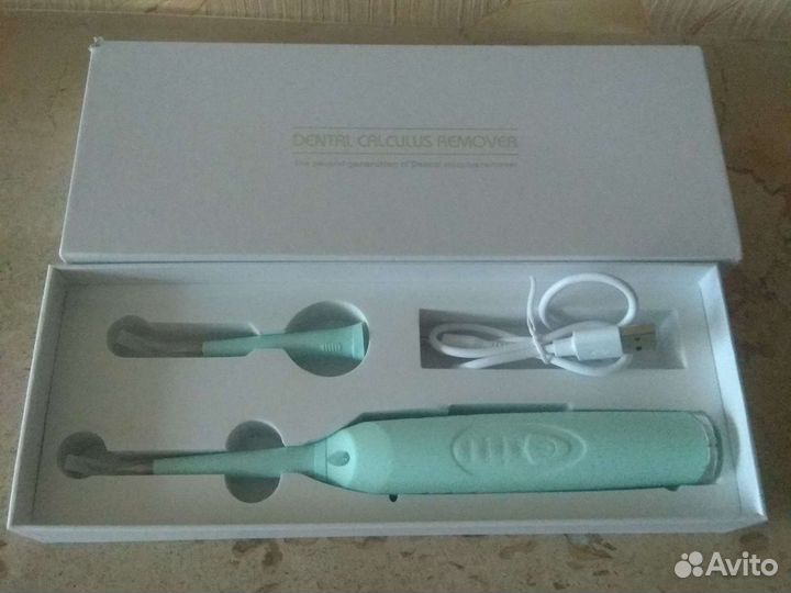 Прибор для ультразвуковой чистки зубов