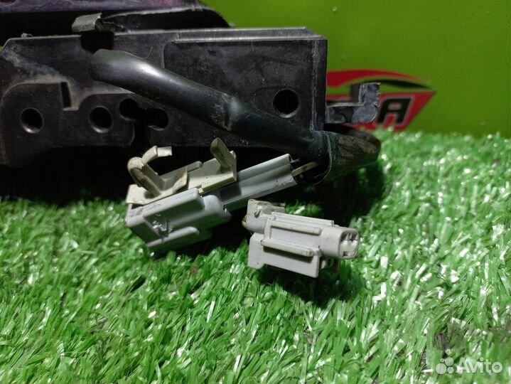 Ручка двери внешняя nissan PNU31, PU31, TNU31, TU3