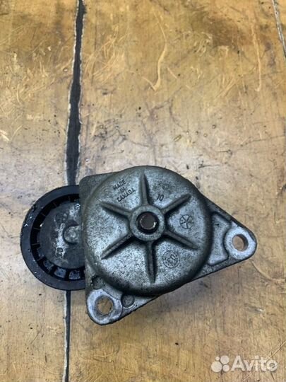 Ролик натяжной Mazda Tribute YF 2004