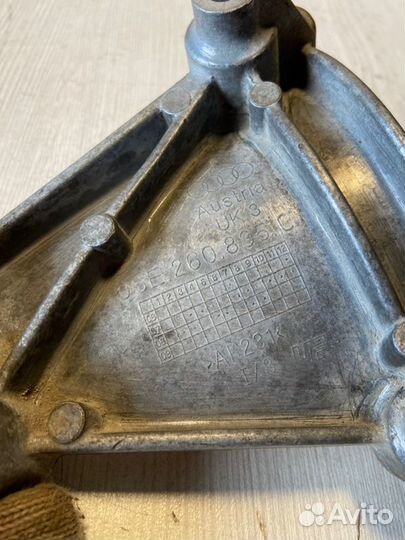 Кронштейн кондиционера Audi A6