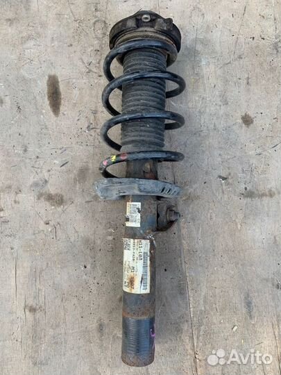 Стойка подвески передняя Volkswagen Touran 1.4 CAV