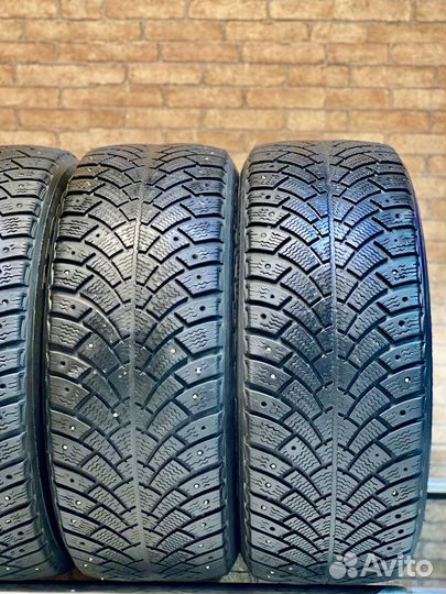 Bfgoodrich G-Force Stud 205/55 R16