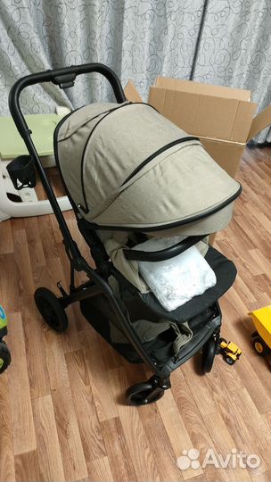 Прогулочная коляска Happy baby avery