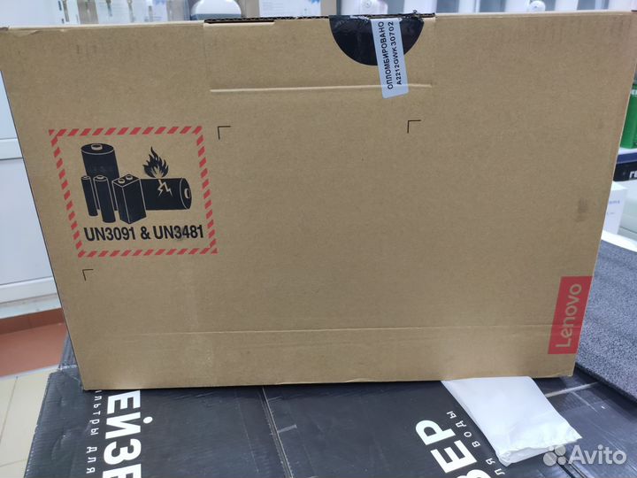 Ноутбук Леново Idea Pad Slim 3