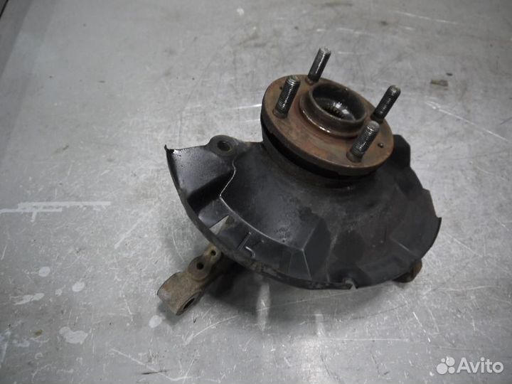 Кулак поворотный передний правый Kia Rio (2011-201