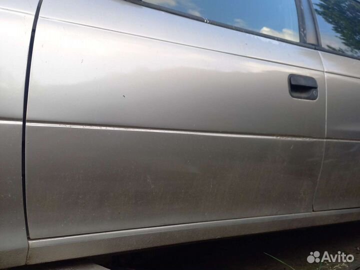 Дверь передняя левая Opel Astra F