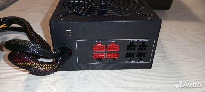 Блок питания для пк 1200W Aero Cool (неисправный)