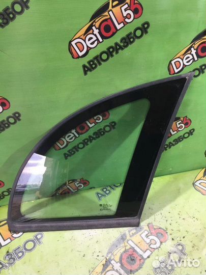Стекло кузова заднее правое Opel Meriva A