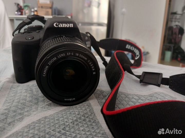 Зеркальный фотоаппарат canon