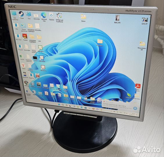 Монитор NEC Multisync LCD195VXM+