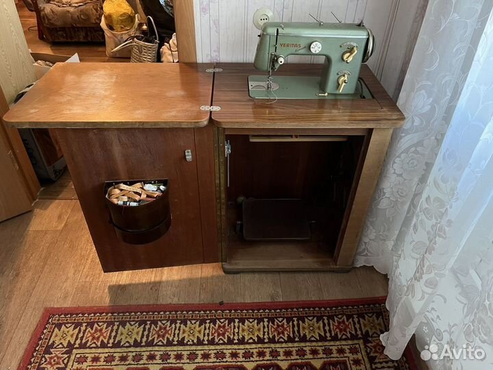 Швейная машинка бу Veritas