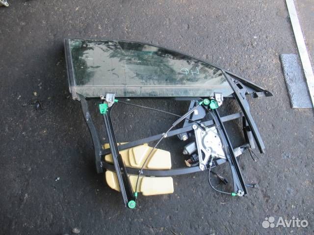 Стеклоподъемник электрический передний правый Audi