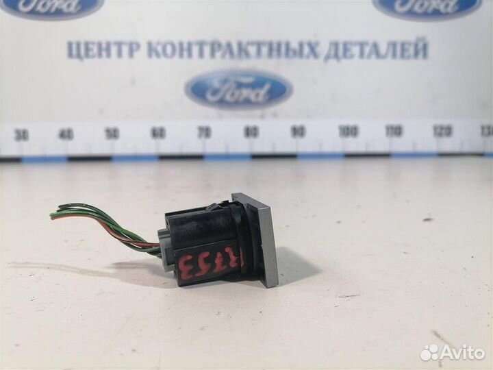 Кнопка обогрева заднего стекла Ford Focus 2 2008