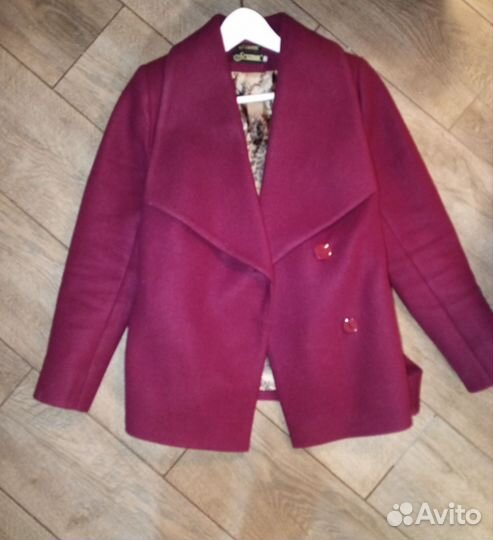 Полупальто шерсть 44-46 Славия