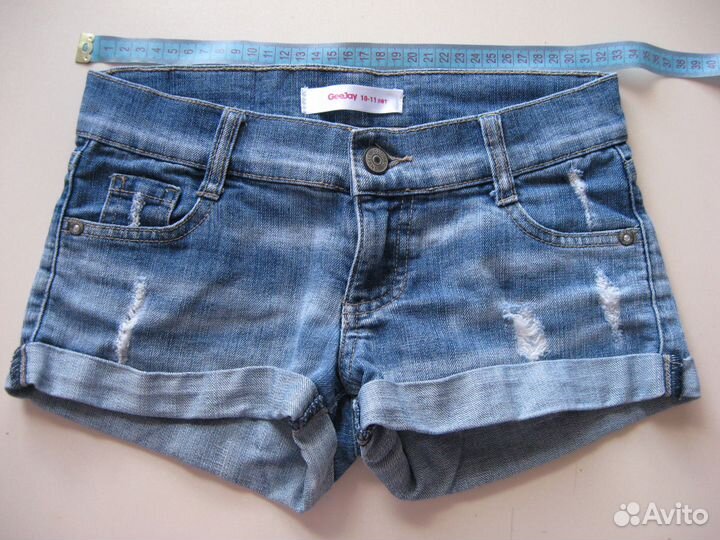 Джинсовые шорты