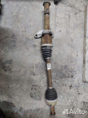 Привод правый Renault Sandero,Duster с АКПП