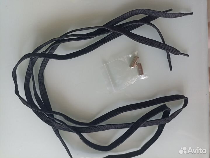 Шнурки для обуви круглые плоские нов. с фиксатором