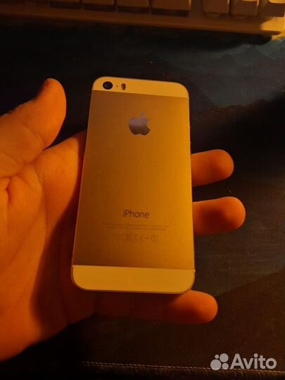iPhone 5S, 64 ГБ