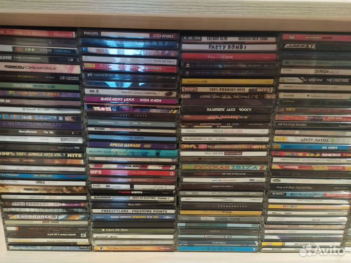 CD коллекция электронной музыки