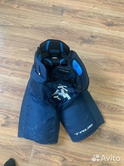 Хоккейные шорты True ax7 Sr L