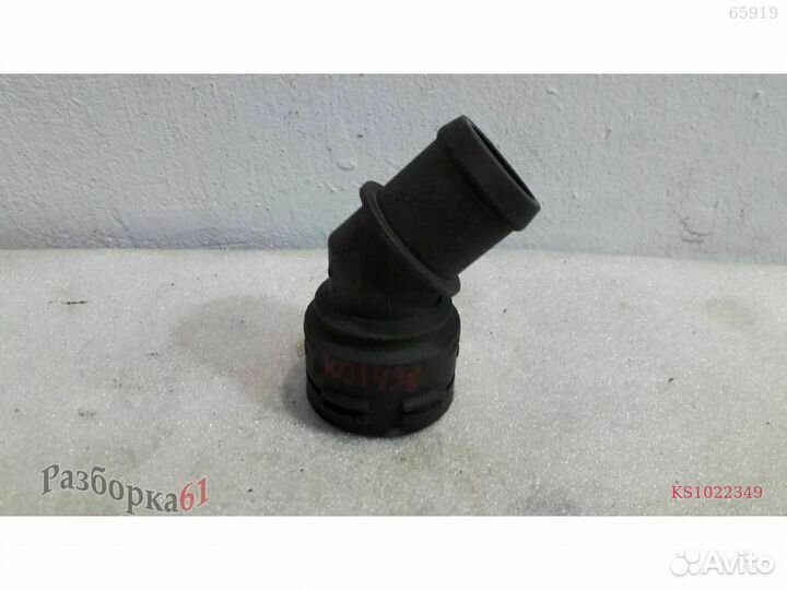 Фланец системы охлаждения volkswagen passat B6