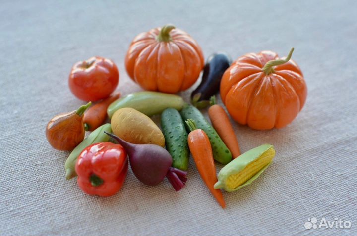 Ягоды, фрукты и овощи из полимерной глины