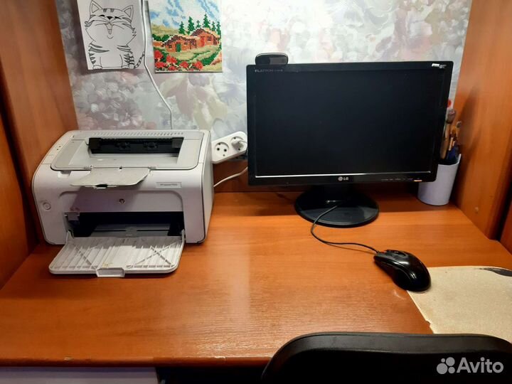 Компьютерный стол